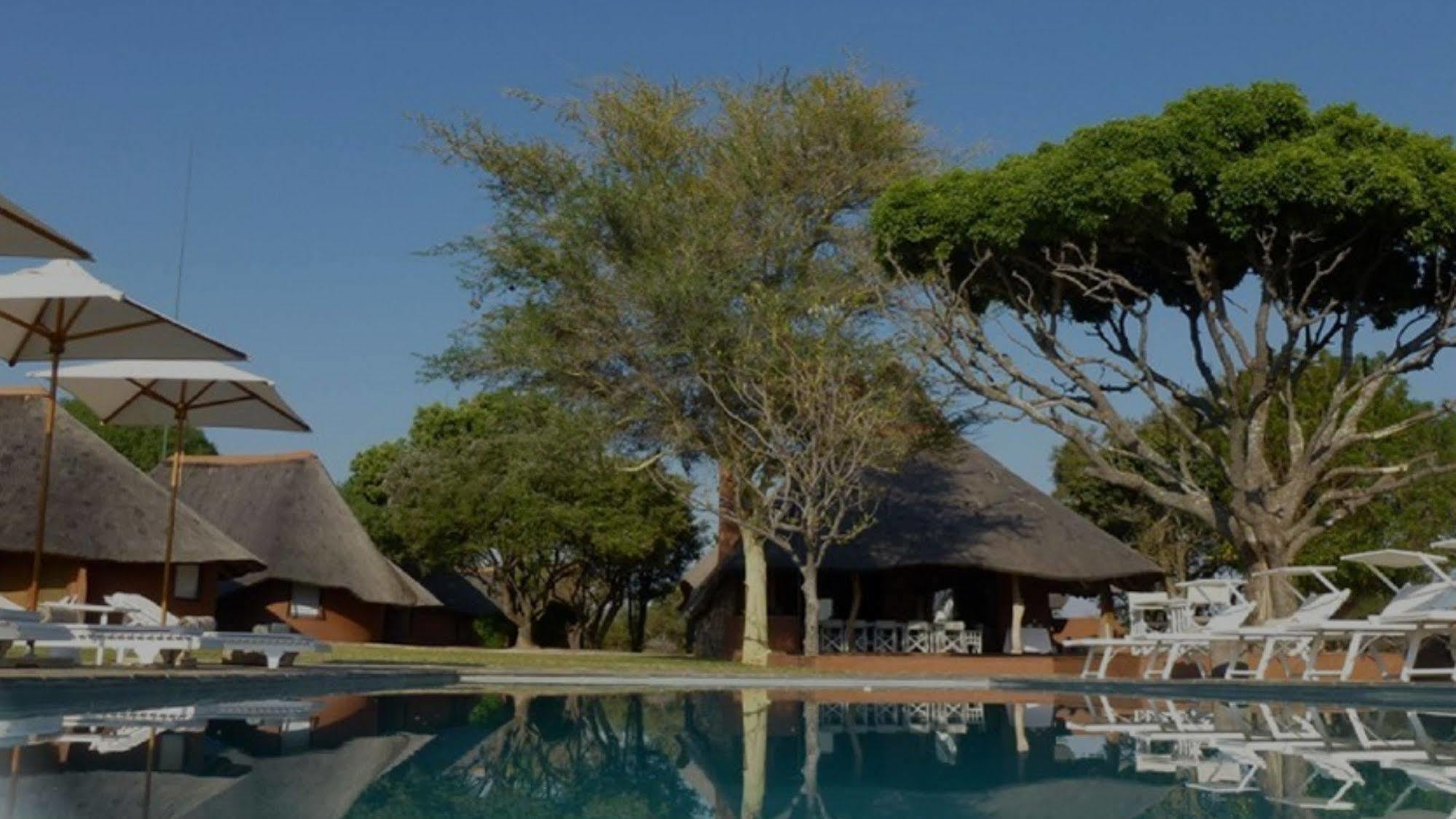 Zebras Crossing Private Game Lodge Modimolle Bagian luar foto
