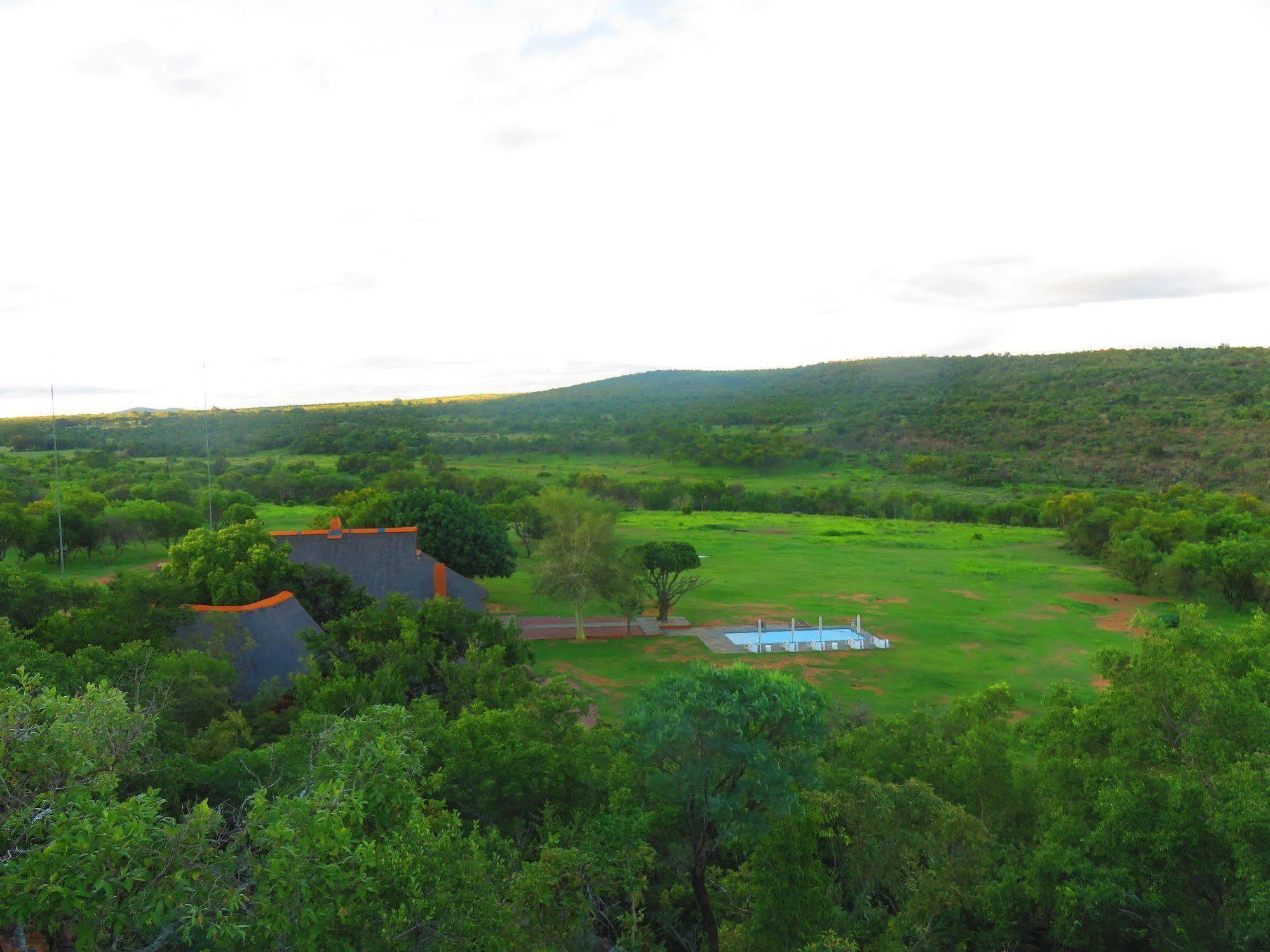 Zebras Crossing Private Game Lodge Modimolle Bagian luar foto